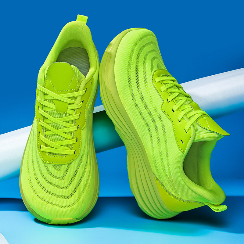 Scarpe da Corsa Uomo a Punta L - Outdoor Sport Court recensione e prezzo