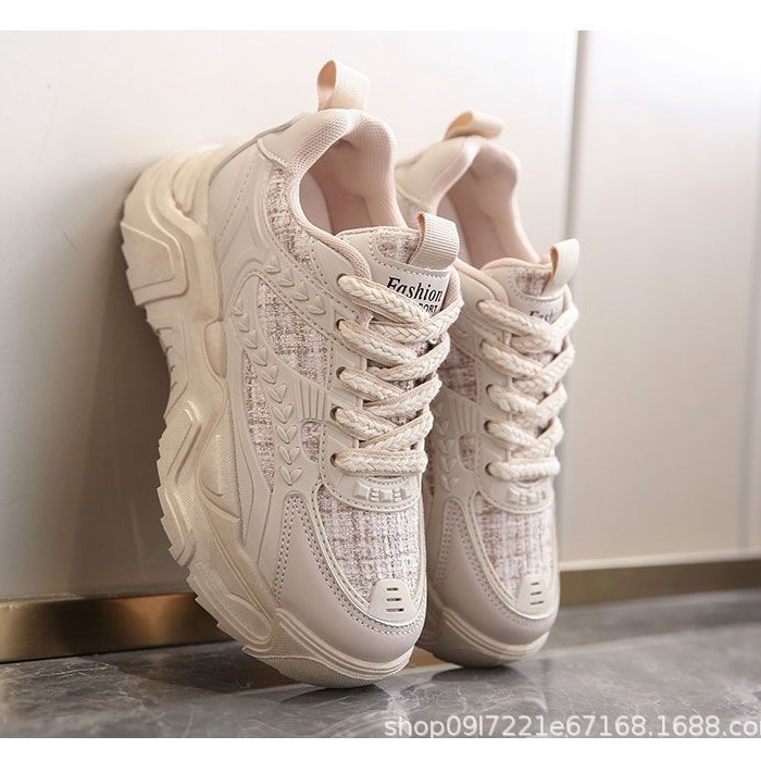 Sneakers da donna 20245New Fas - Outdoor Sports Shoes recensione e prezzo